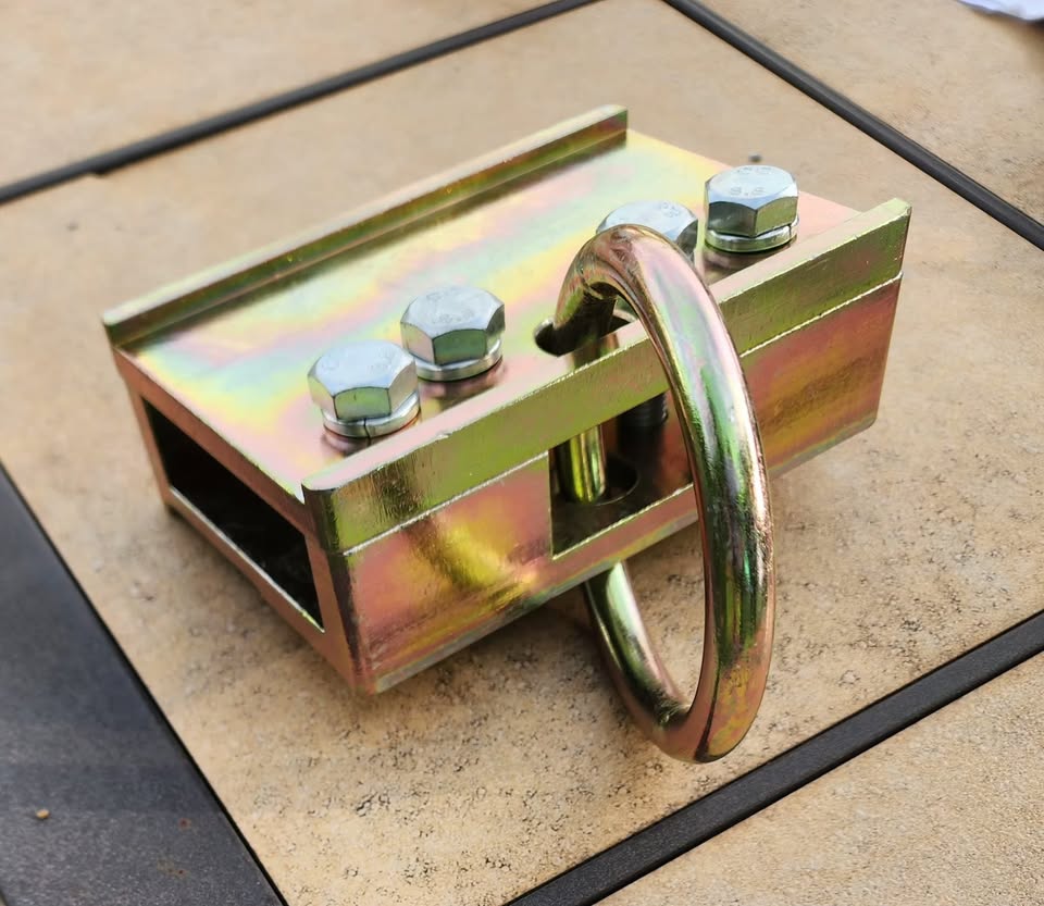 5000 lbs Standing Seam Roof Anchor Clamp - Non-Penetrating Fall Protection