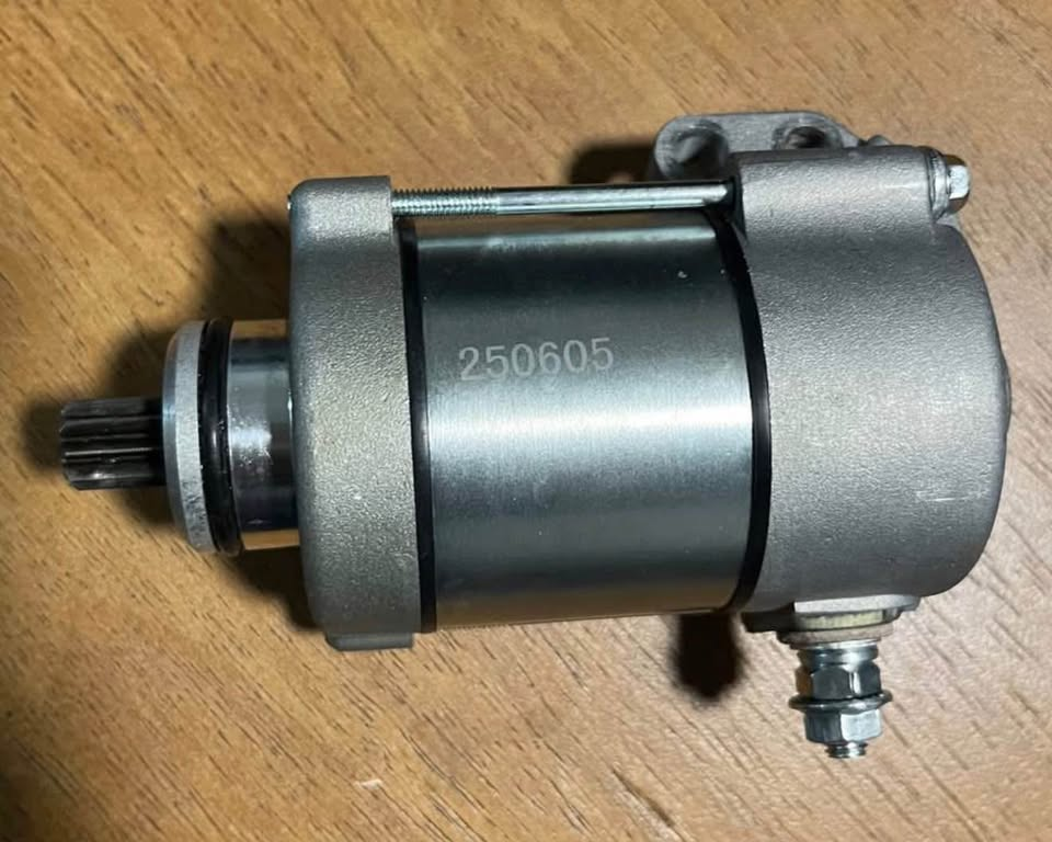 Motor de arranque compatible con KTM 200, 300 y 250 XC.