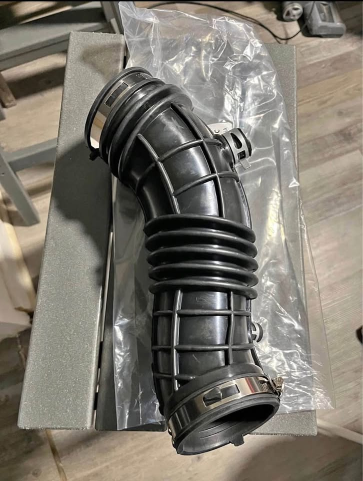 Manguera de admisión de aire para Honda Accord 2.4L (2008-2012).