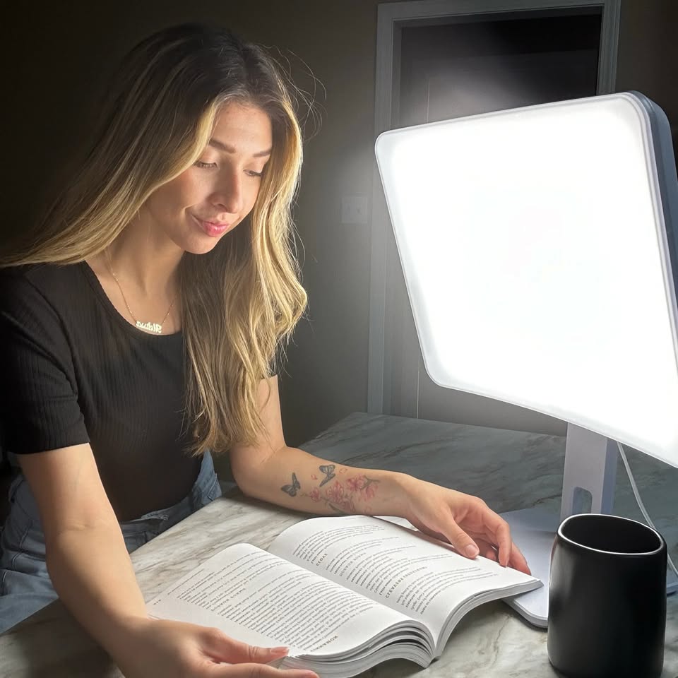 Carex Day-Light Elite 10,000 LUX Light Therapy Lamp - Brand New In Box
