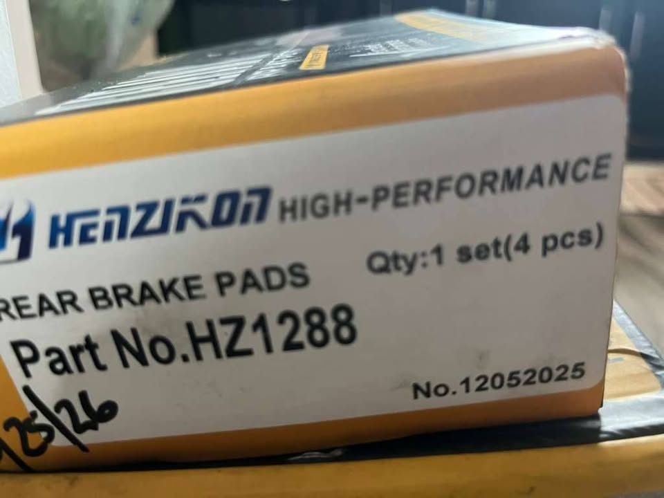 Henzikon High-Performance Rear Ceramic Brake Pads Set - HZ1288 (Brand New)